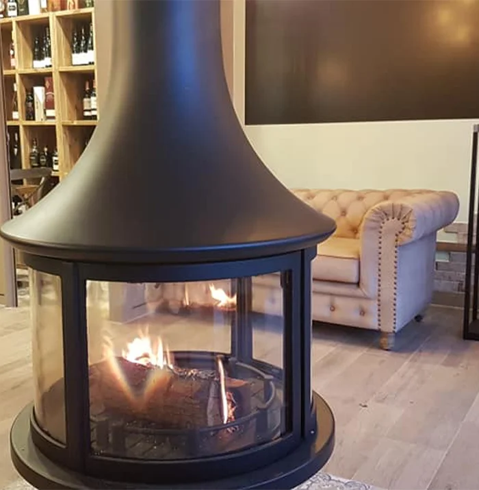 Installation d'une cheminée JC Bordelet par Style Confort à Saint Amand Montrond dans le 18